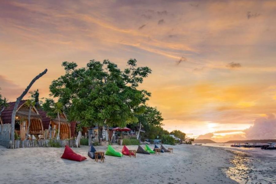 Santen Beach Bungalow